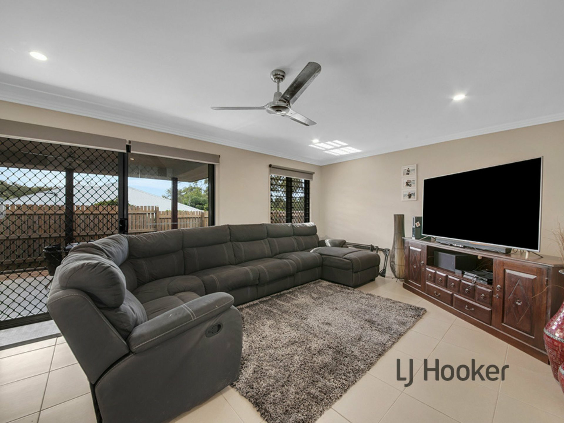 Unit 1/39 Cairncross Street, SUN VALLEY
