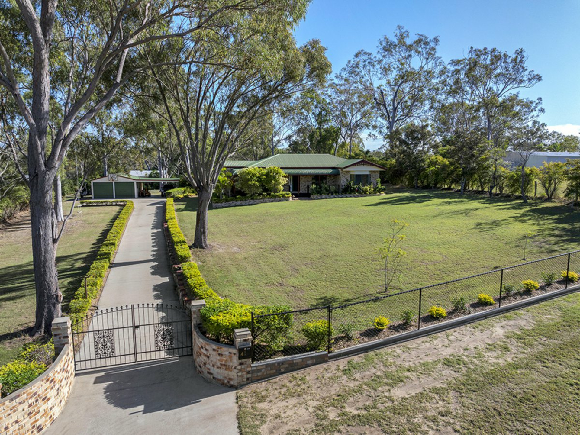 4 Cobalt Crescent, TANNUM SANDS