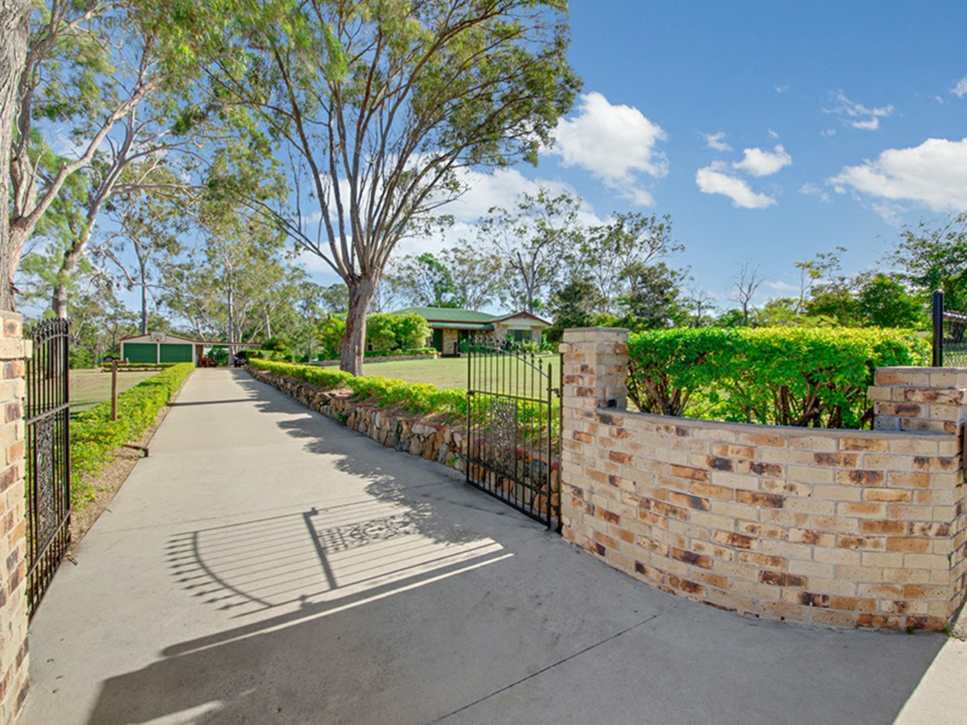 4 Cobalt Crescent, TANNUM SANDS