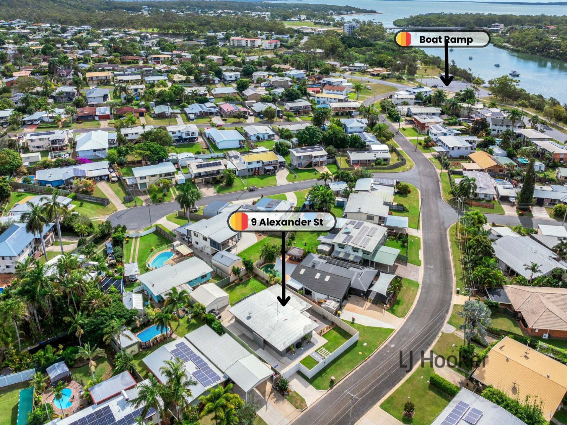 9 Alexander Street, BOYNE ISLAND