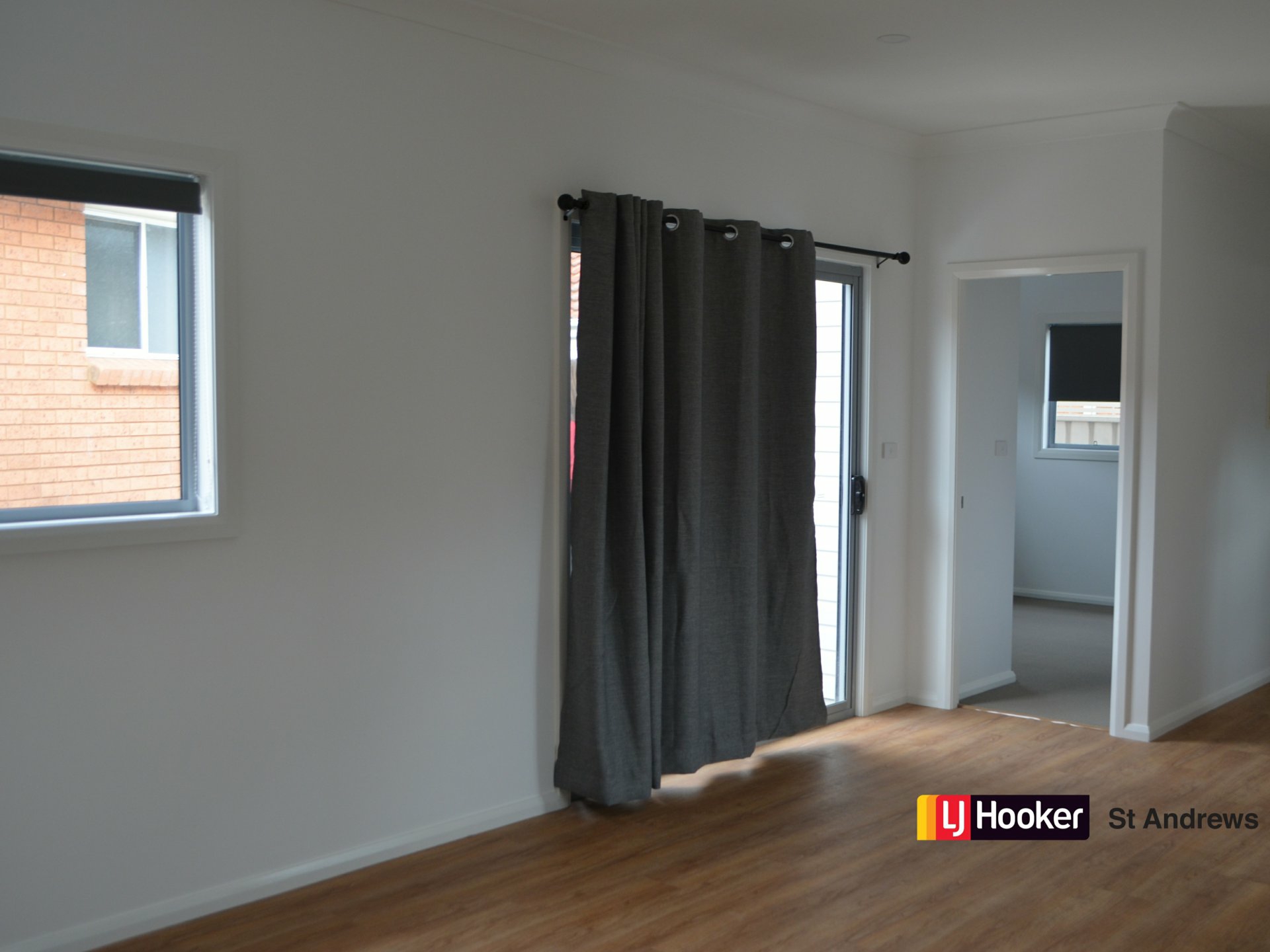 8a Myles Place, MINTO