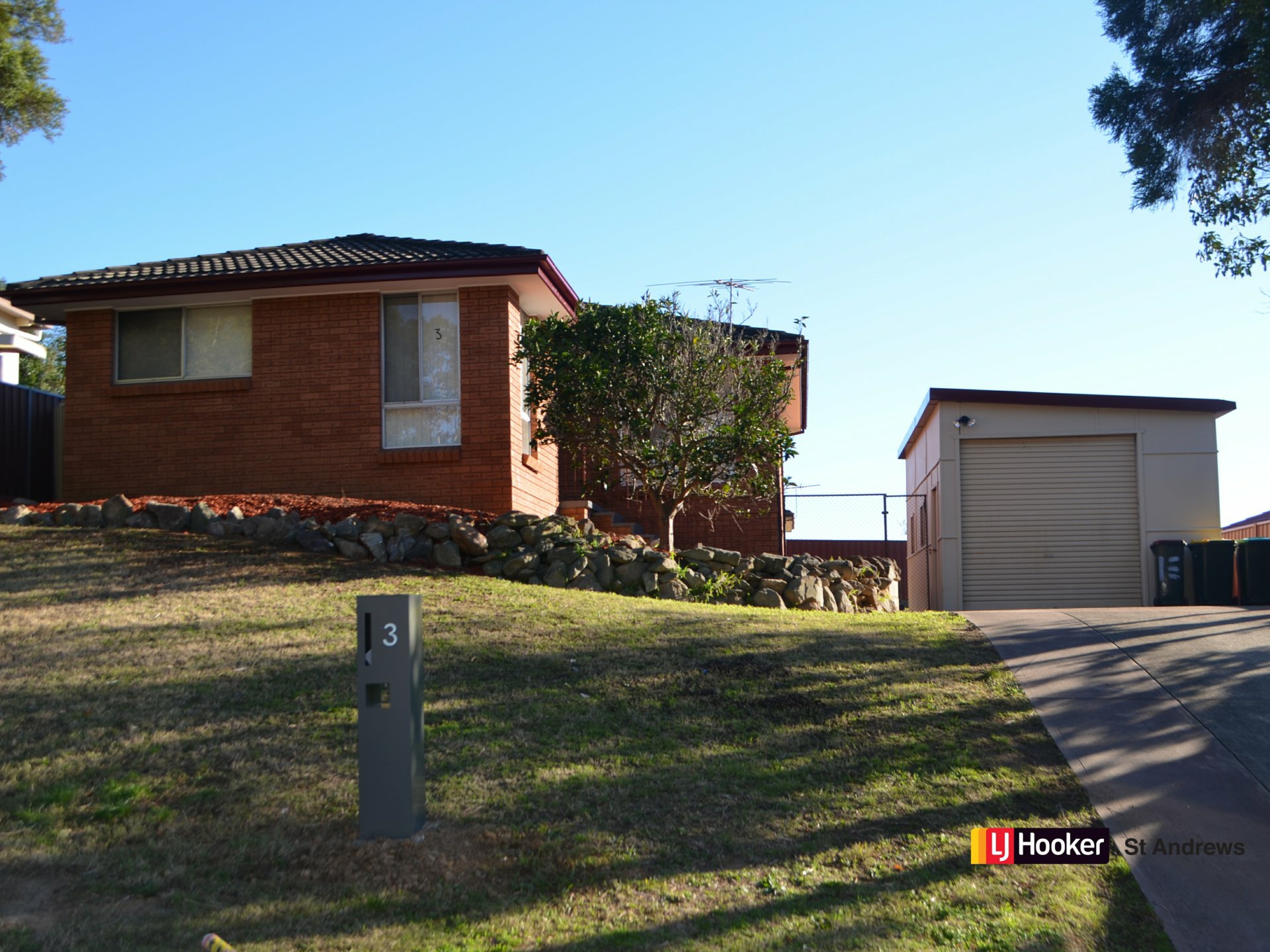 3 Dolomite Place Eagle Vale NSW