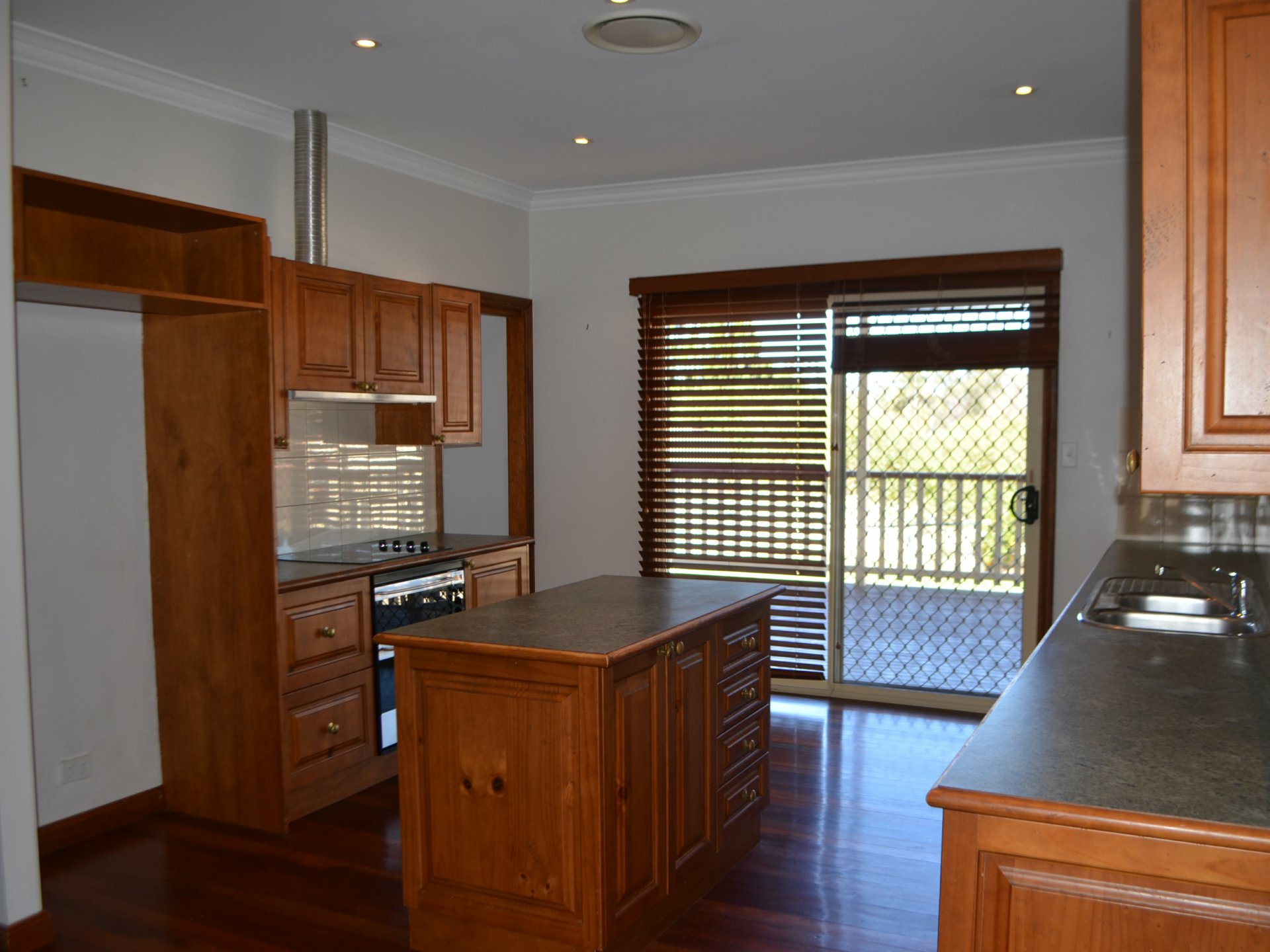 34 STATION ROAD, MENANGLE PARK