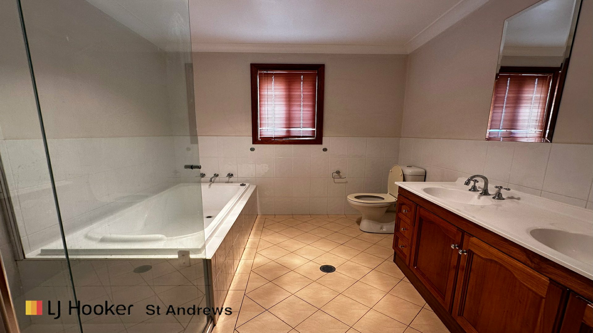 34 STATION ROAD, MENANGLE PARK