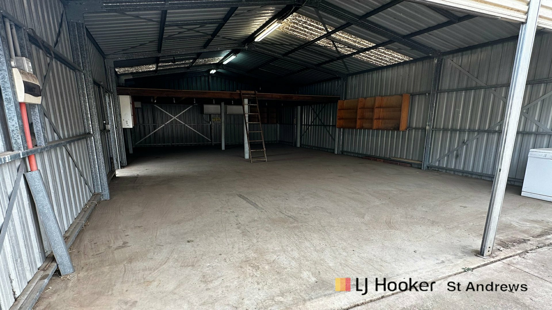 34 STATION ROAD, MENANGLE PARK