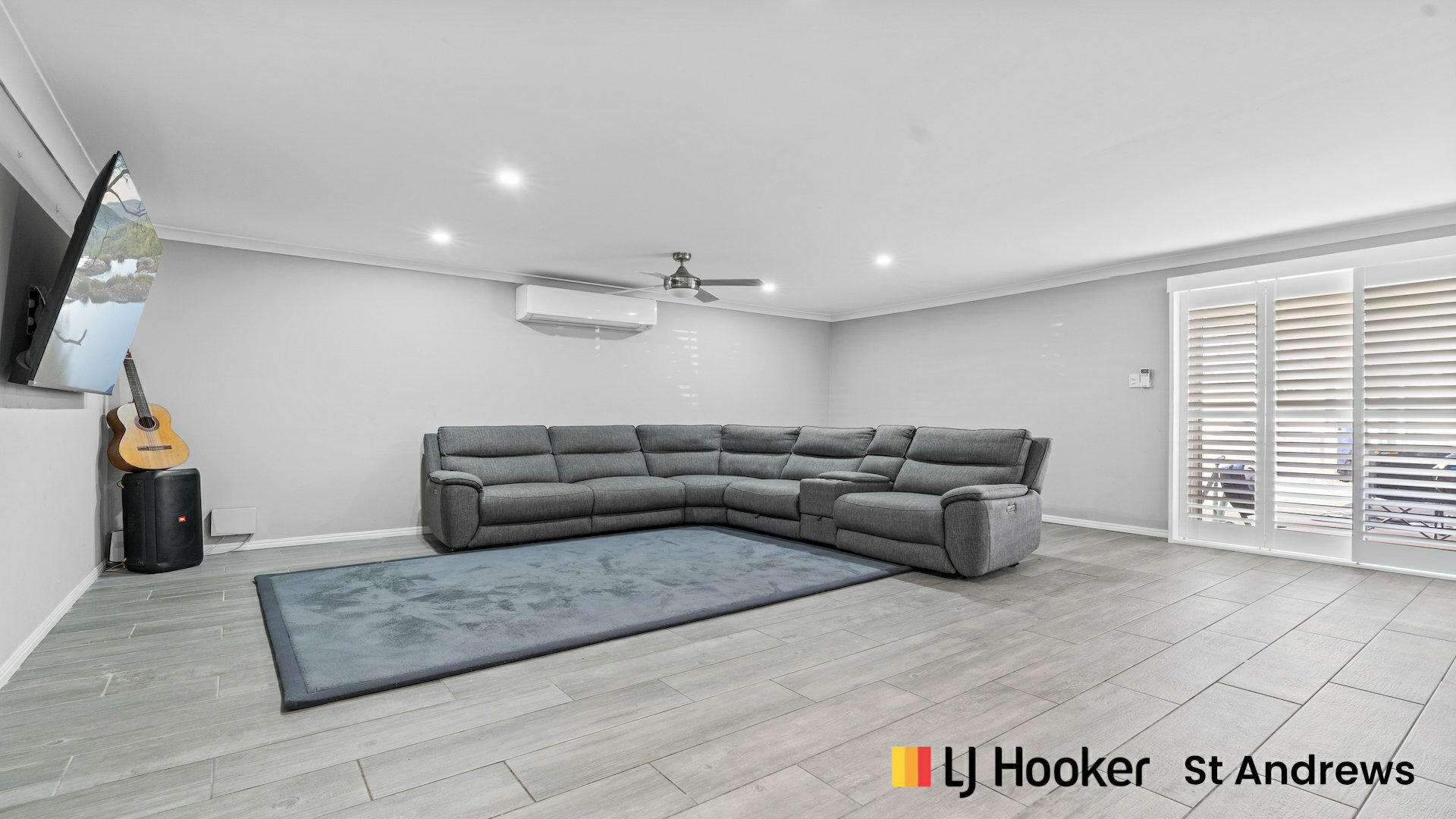 14 McLaughlin Circuit, BRADBURY