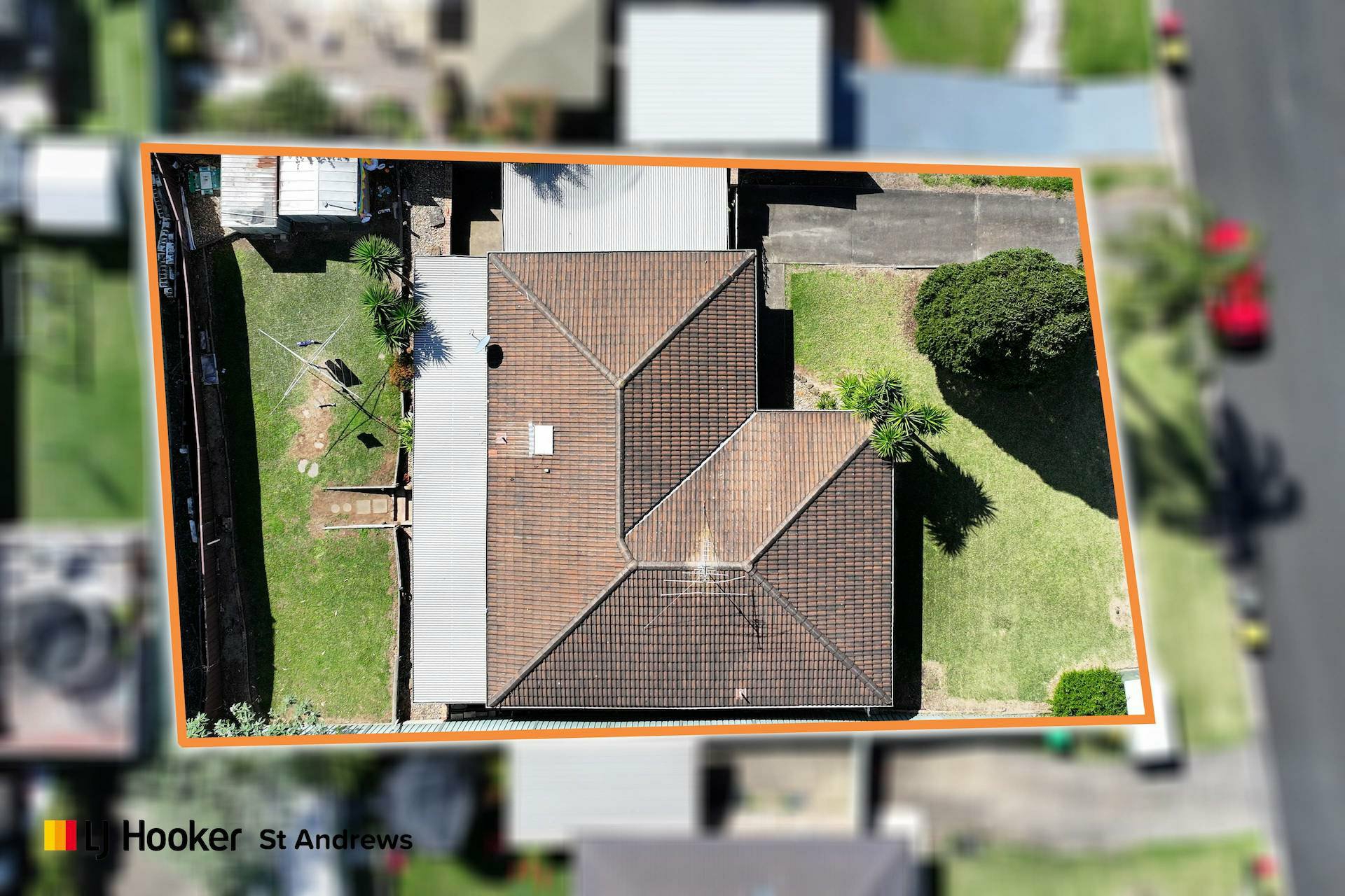 17 Pitlochry Road — photo 10 of 11