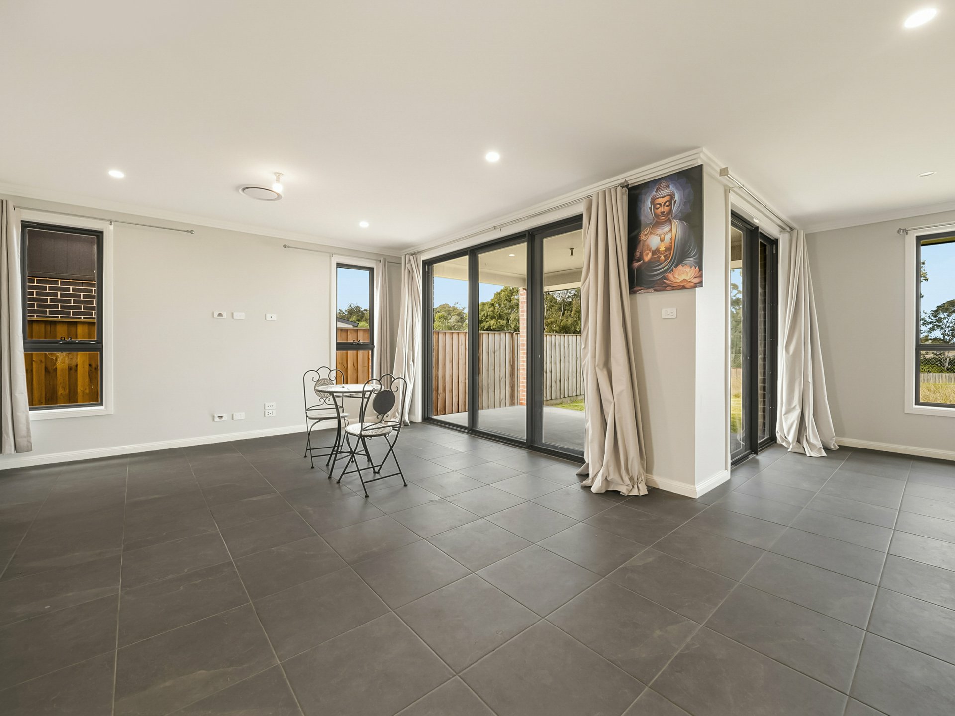 2 Binshaw Crescent — photo 6 of 12