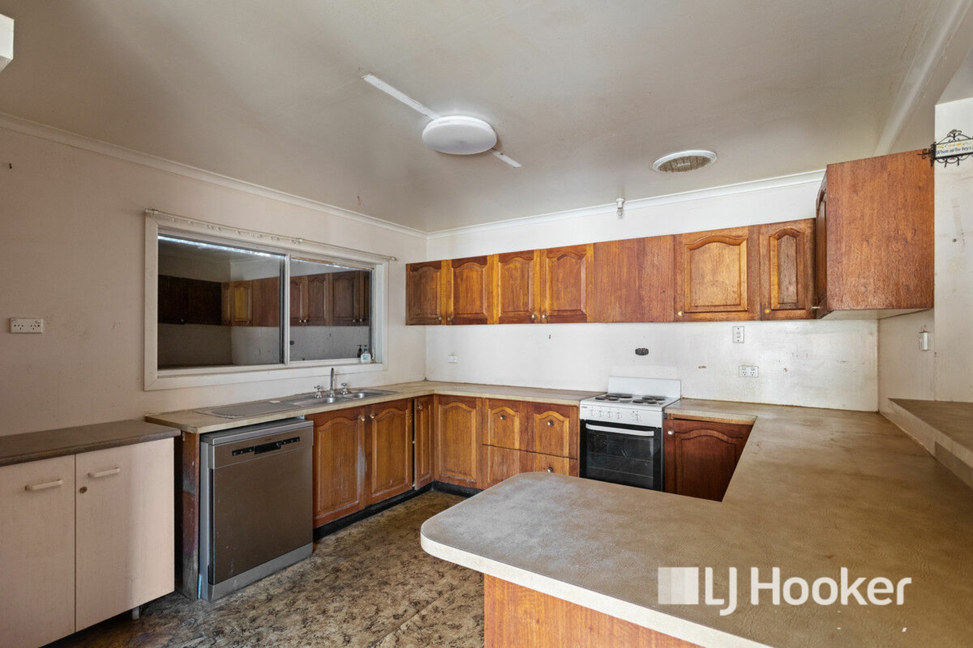 339 Larsens Road — photo 12 of 25