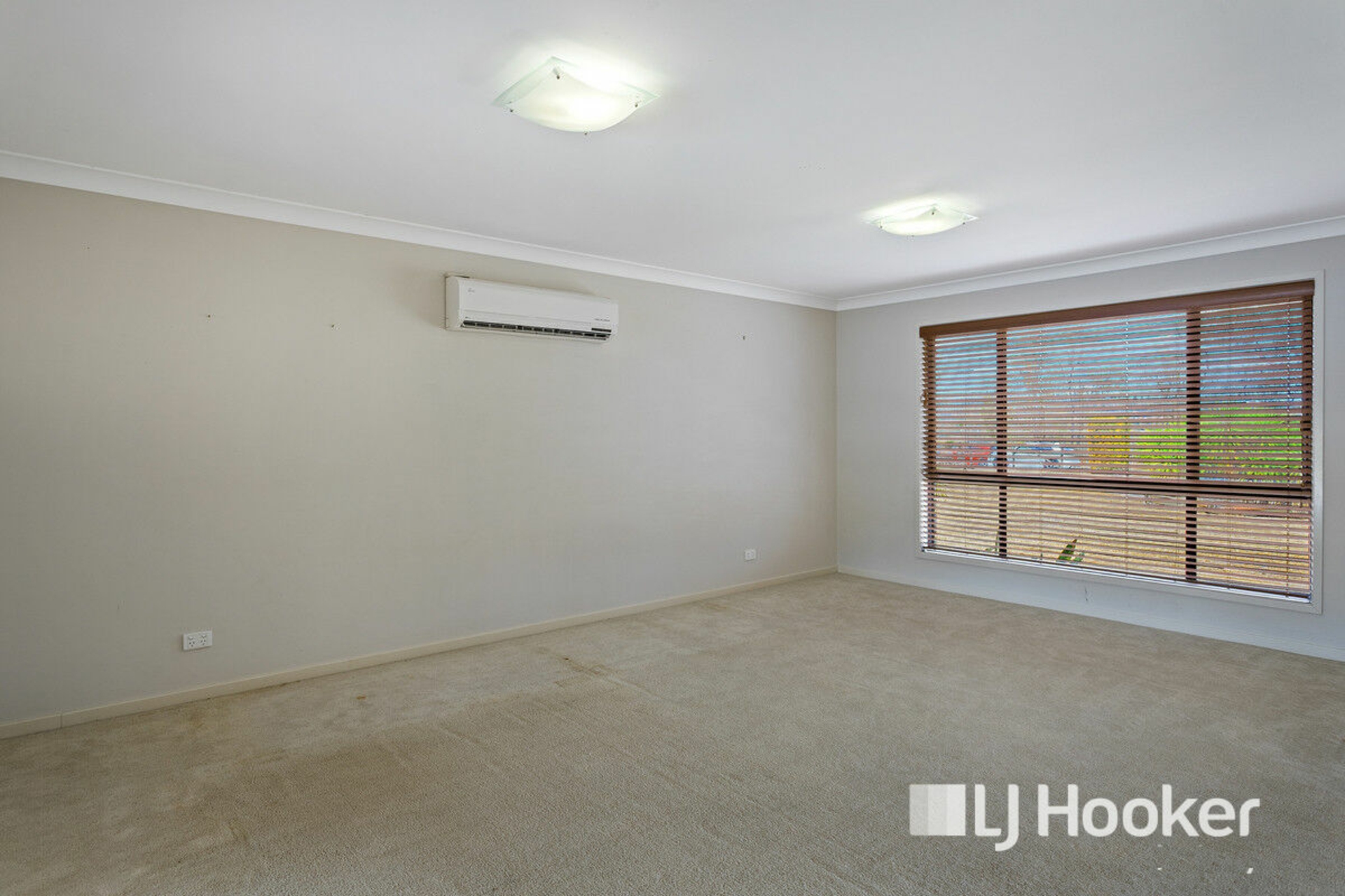 35 Pats Road — photo 4 of 21