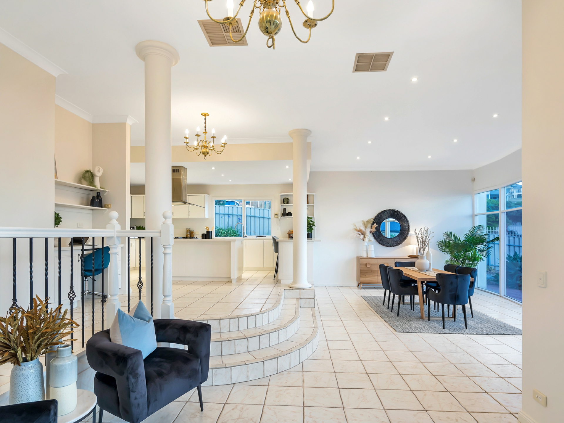 6 Albatross Walk, HALLETT COVE