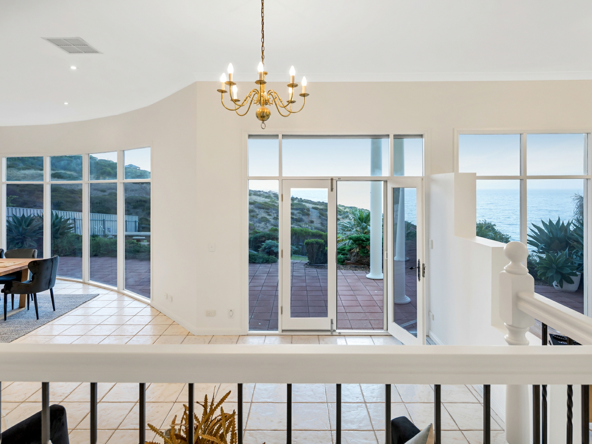 6 Albatross Walk, HALLETT COVE