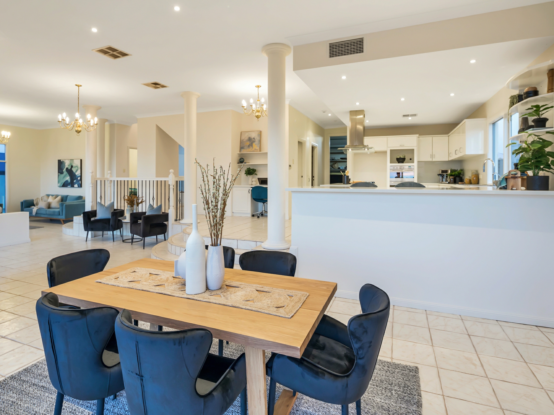6 Albatross Walk, HALLETT COVE