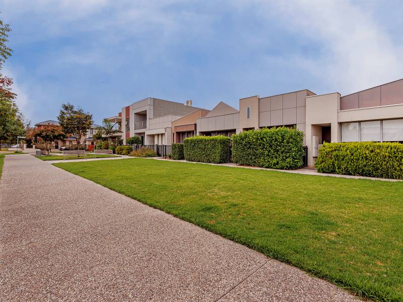 15 Proclamation Road, LIGHTSVIEW