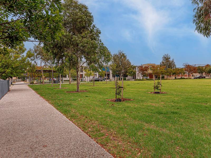 15 Proclamation Road, LIGHTSVIEW