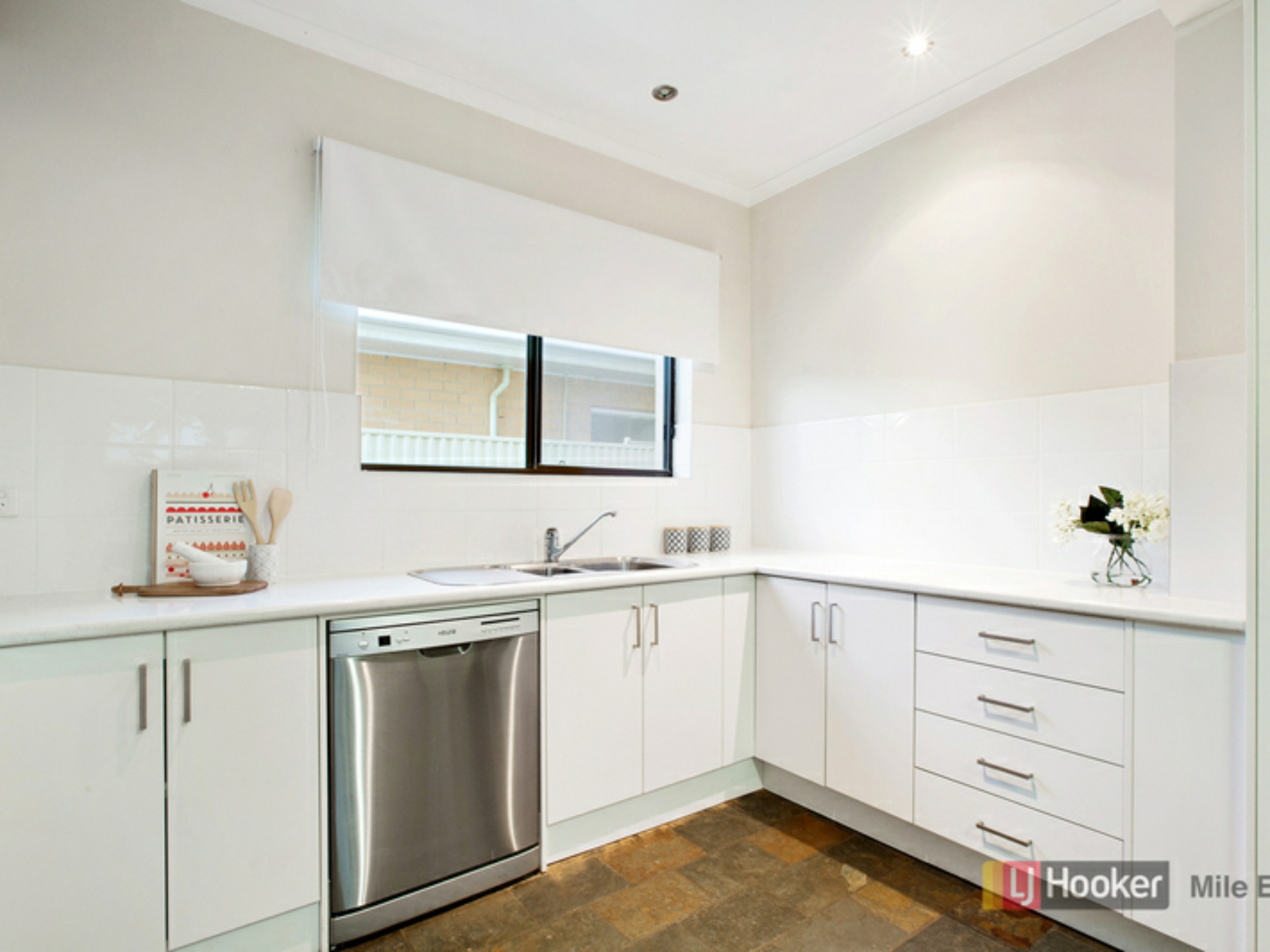34 Avro Avenue, HENDON