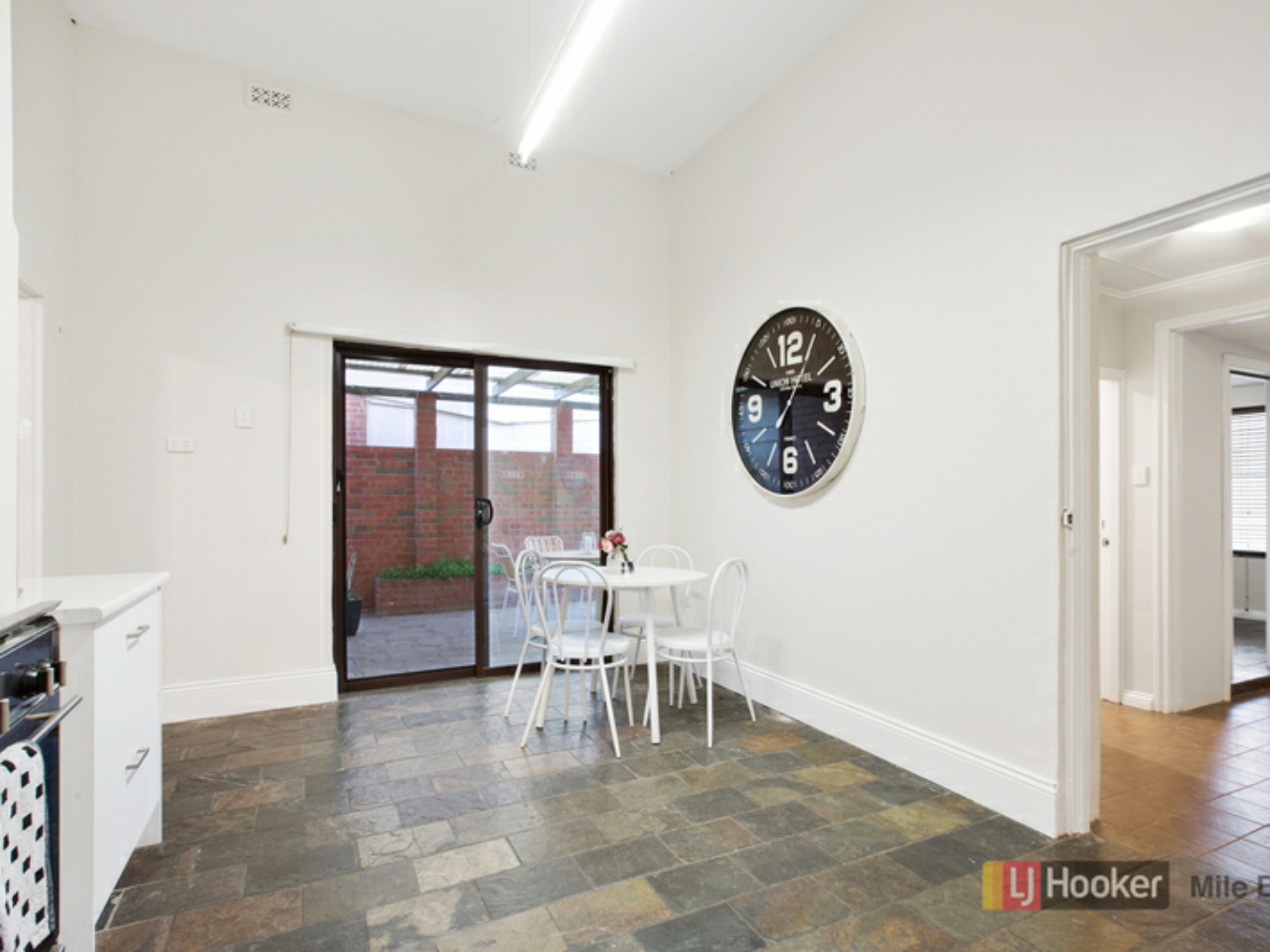 34 Avro Avenue, HENDON