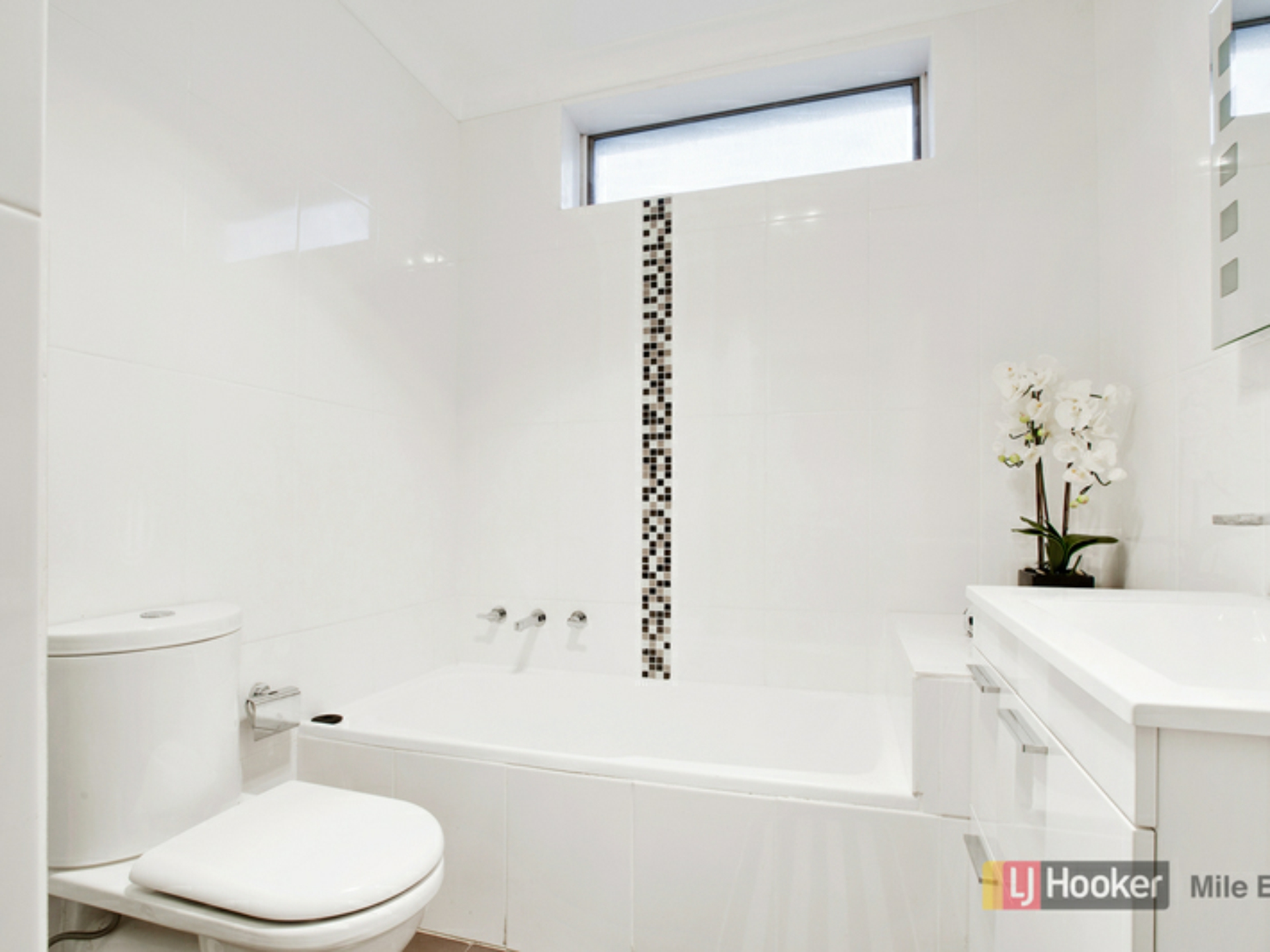 34 Avro Avenue, HENDON