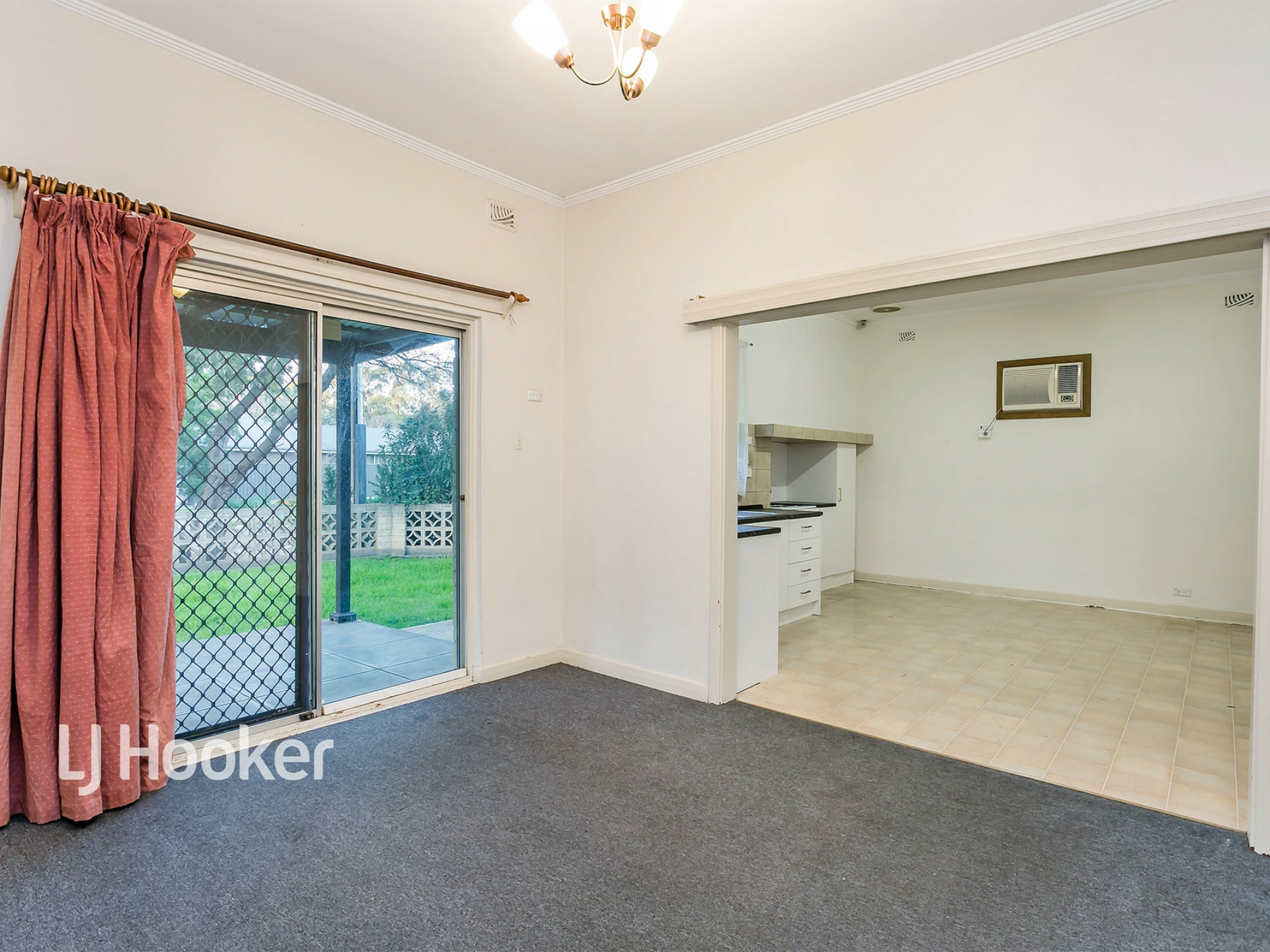 112 Autumn Avenue, LOCKLEYS