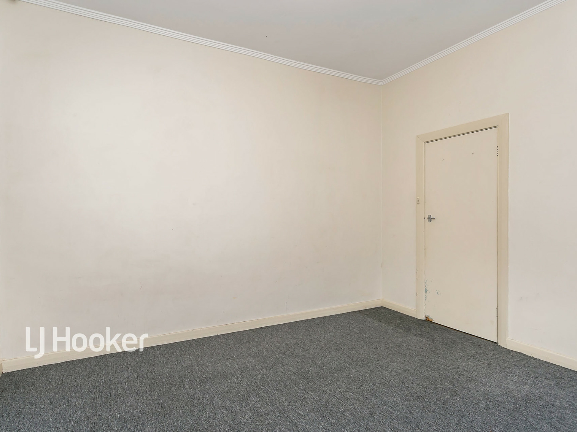 112 Autumn Avenue, LOCKLEYS