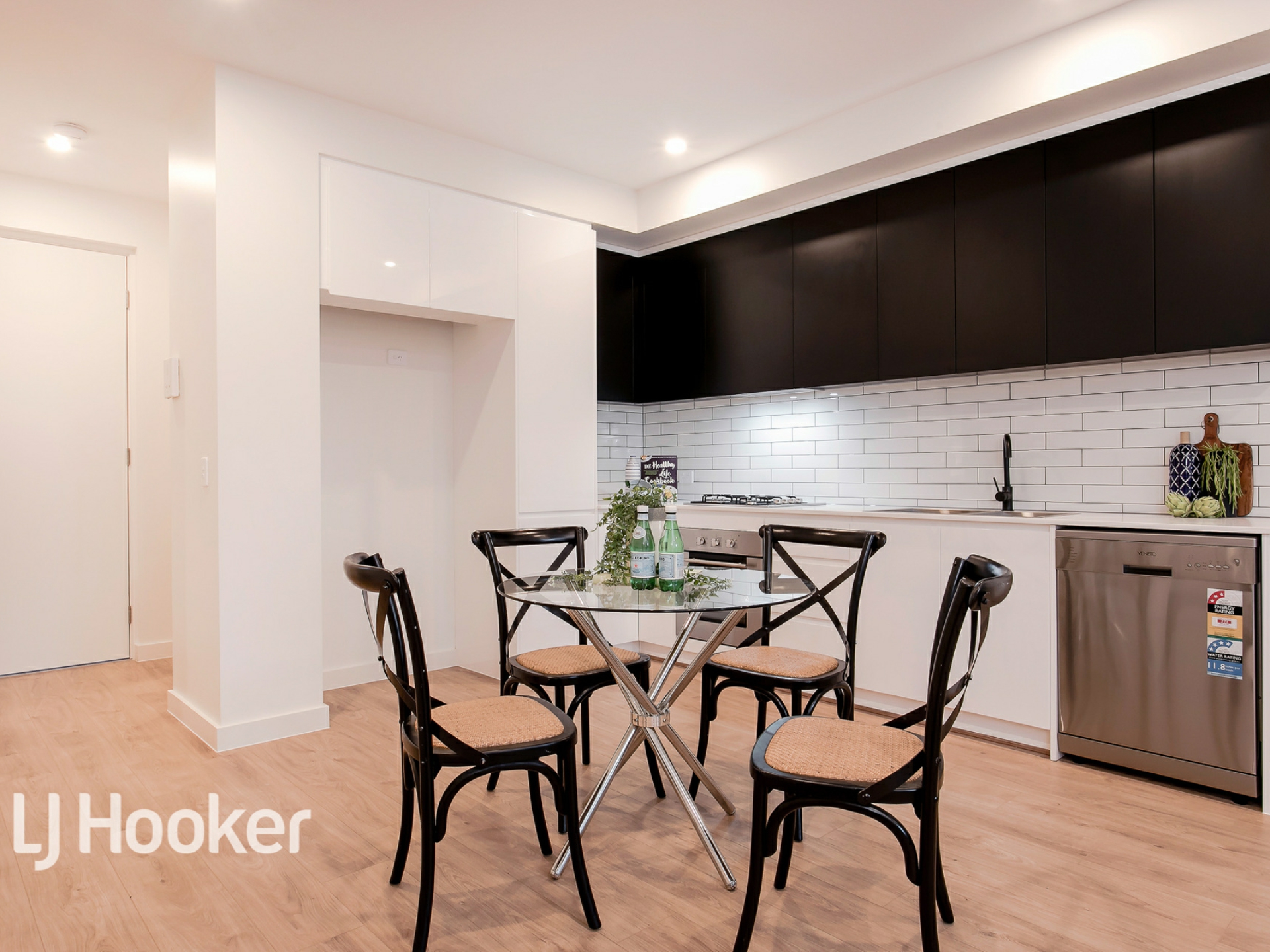 4/2 Rankine Road, TORRENSVILLE