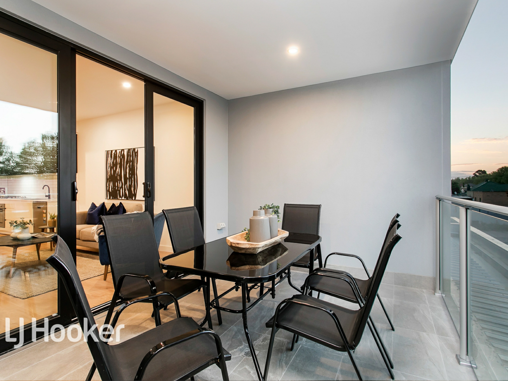 4/2 Rankine Road, TORRENSVILLE