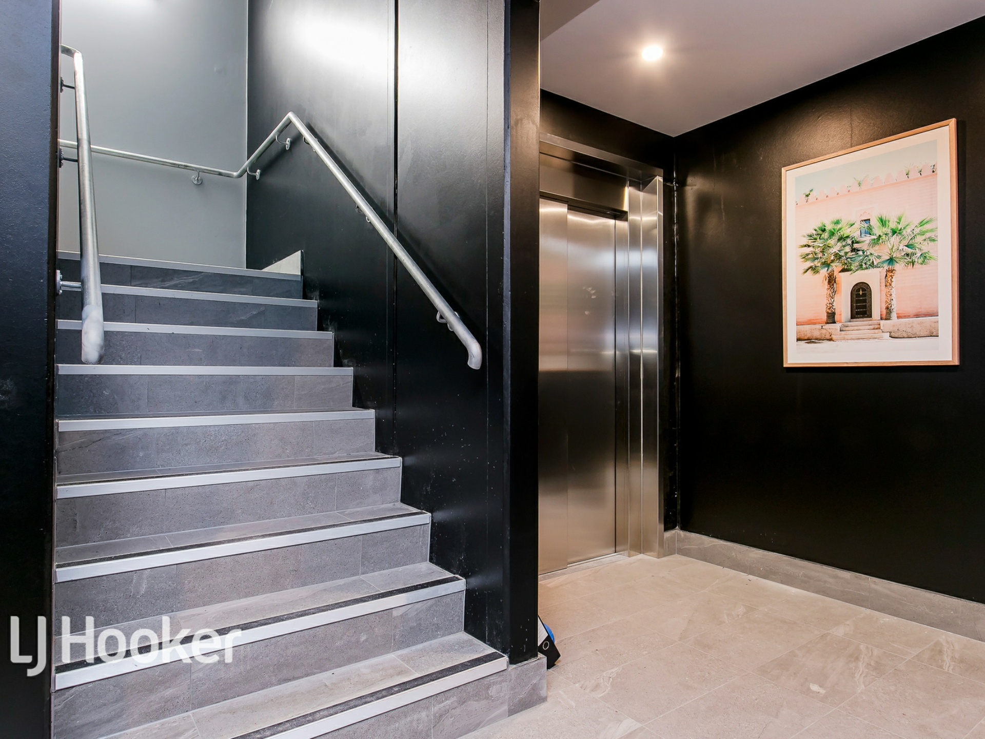 4/2 Rankine Road, TORRENSVILLE