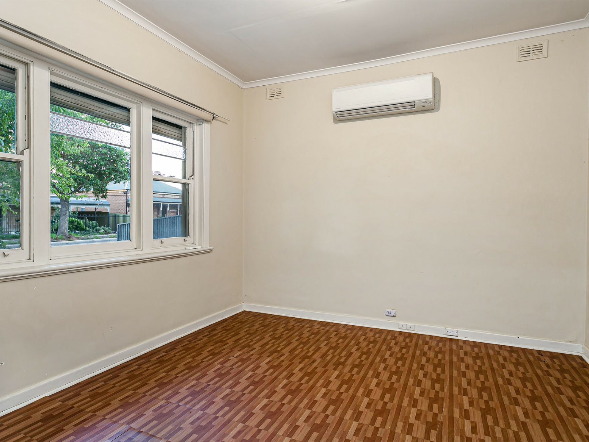 54 Clifford Street, TORRENSVILLE