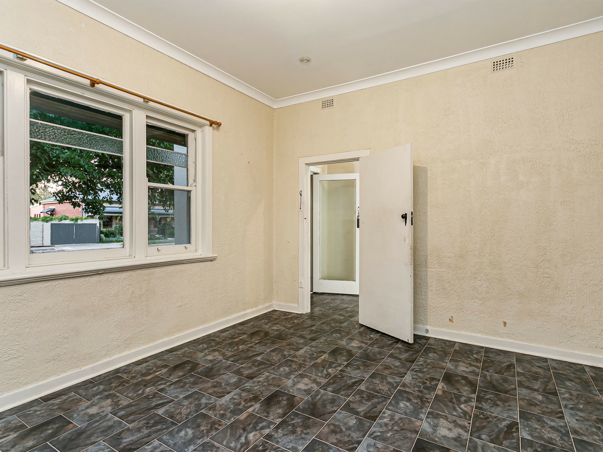 54 Clifford Street, TORRENSVILLE