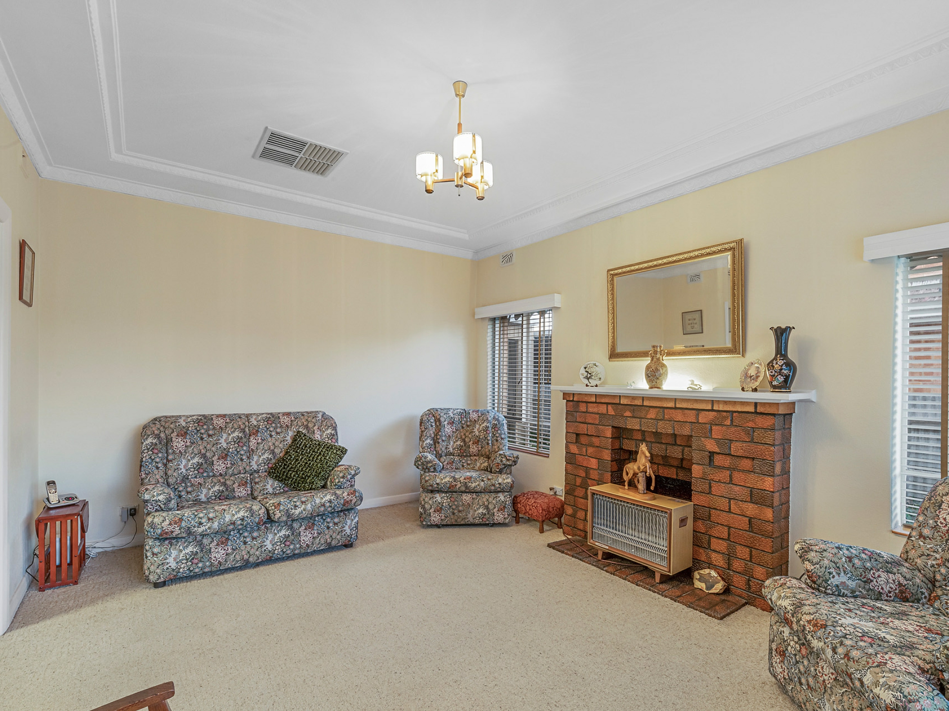 16 Honeyton Street, SEATON