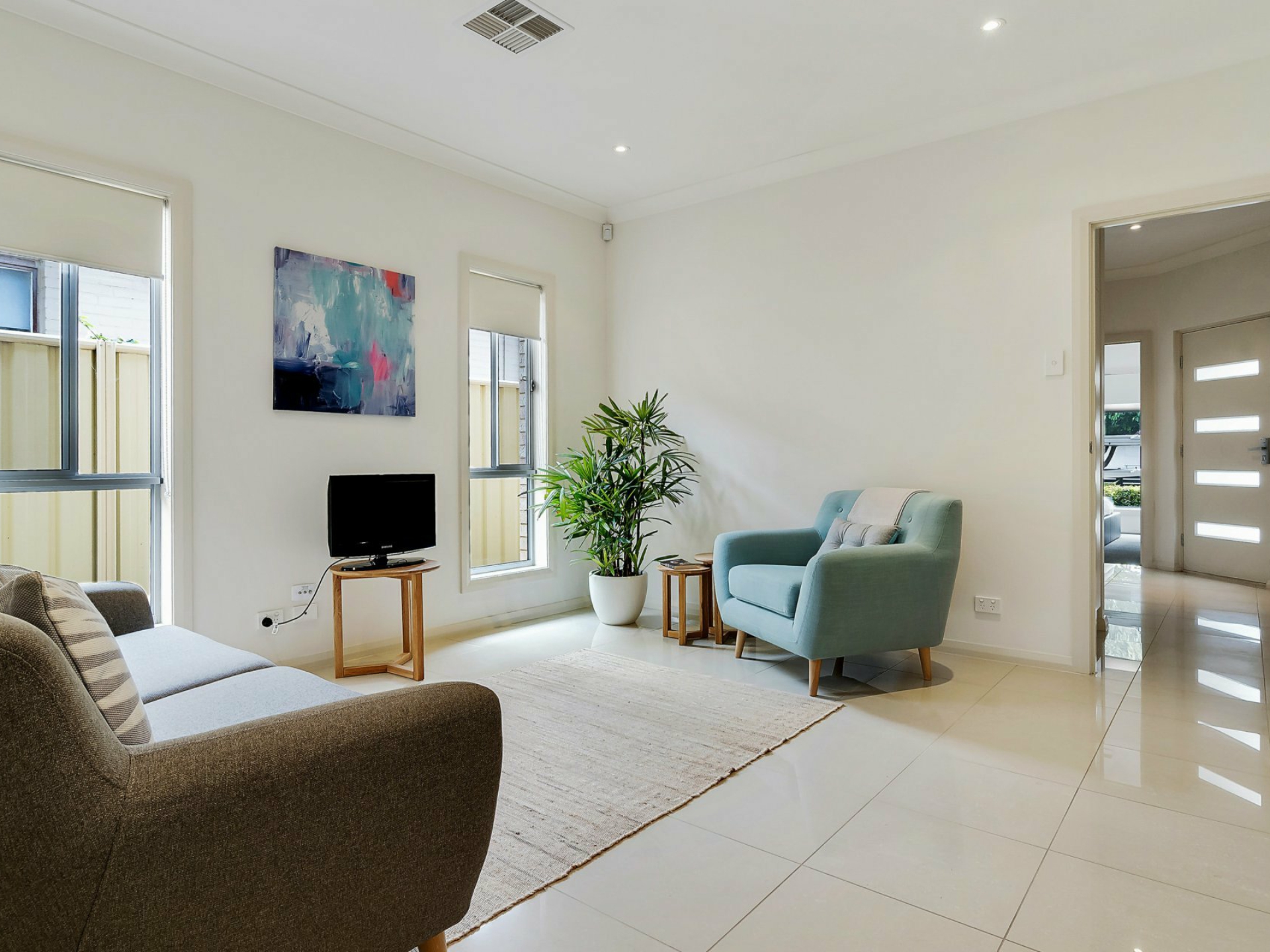8A Guernsey Terrace, WOODVILLE