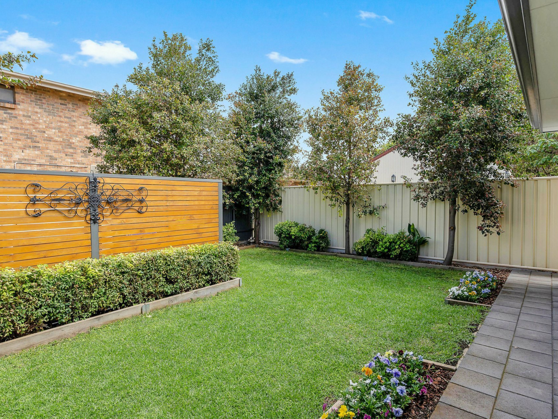 8A Guernsey Terrace, WOODVILLE