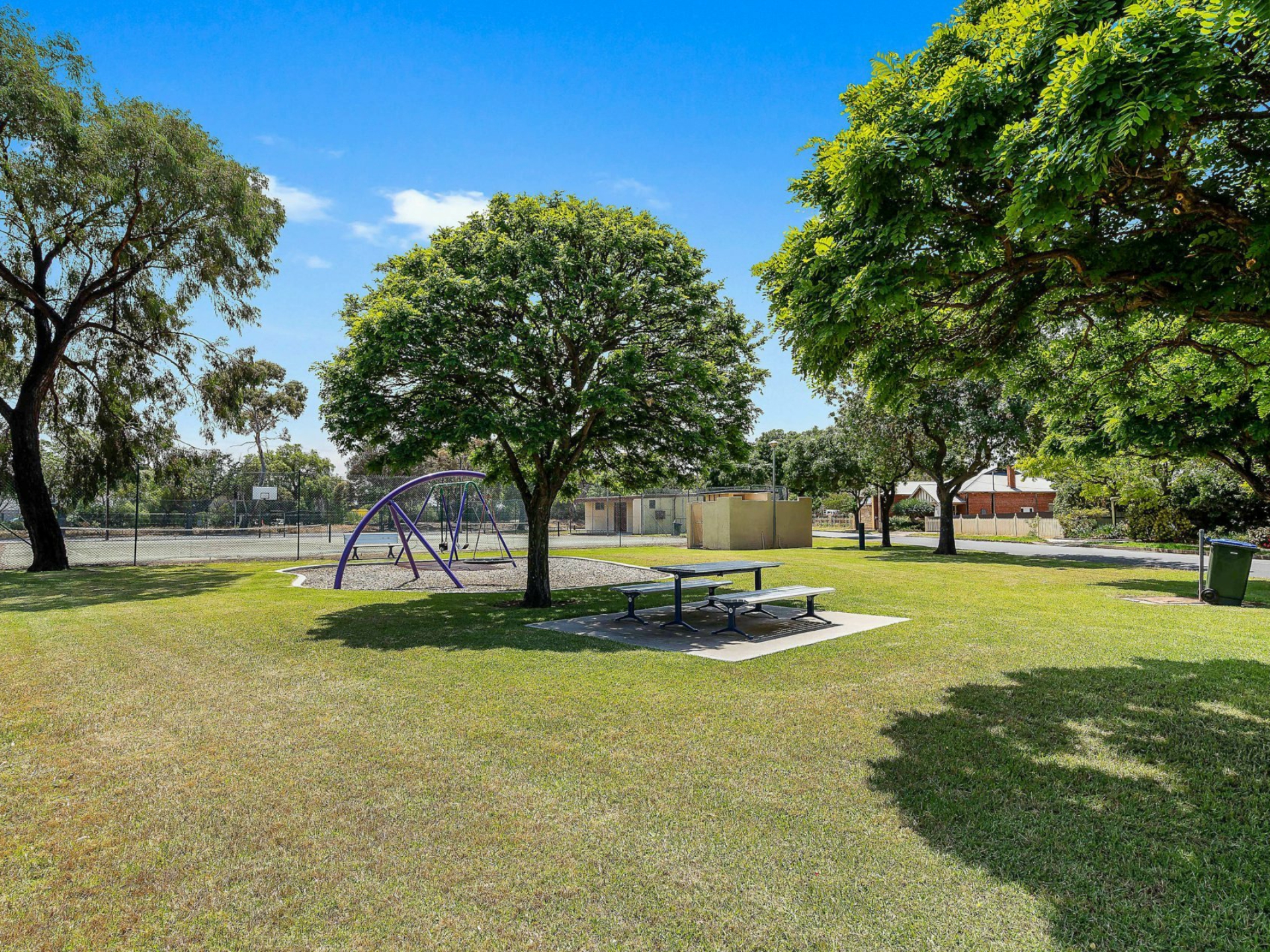8A Guernsey Terrace, WOODVILLE