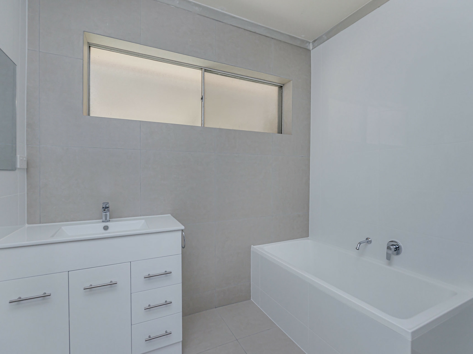 2 Canberra Crescent, VALLEY VIEW