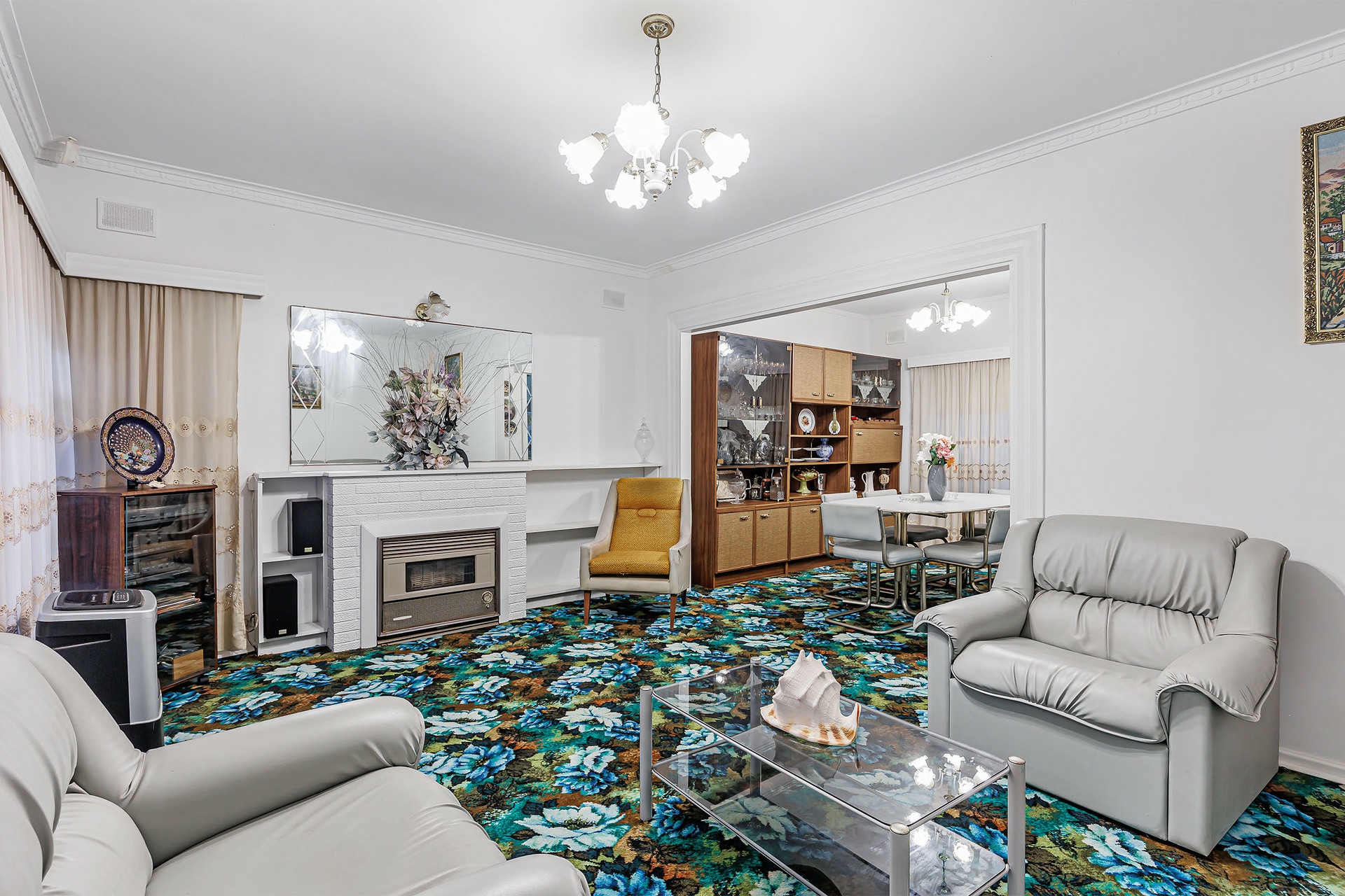 36 Western Parade, BROOKLYN PARK