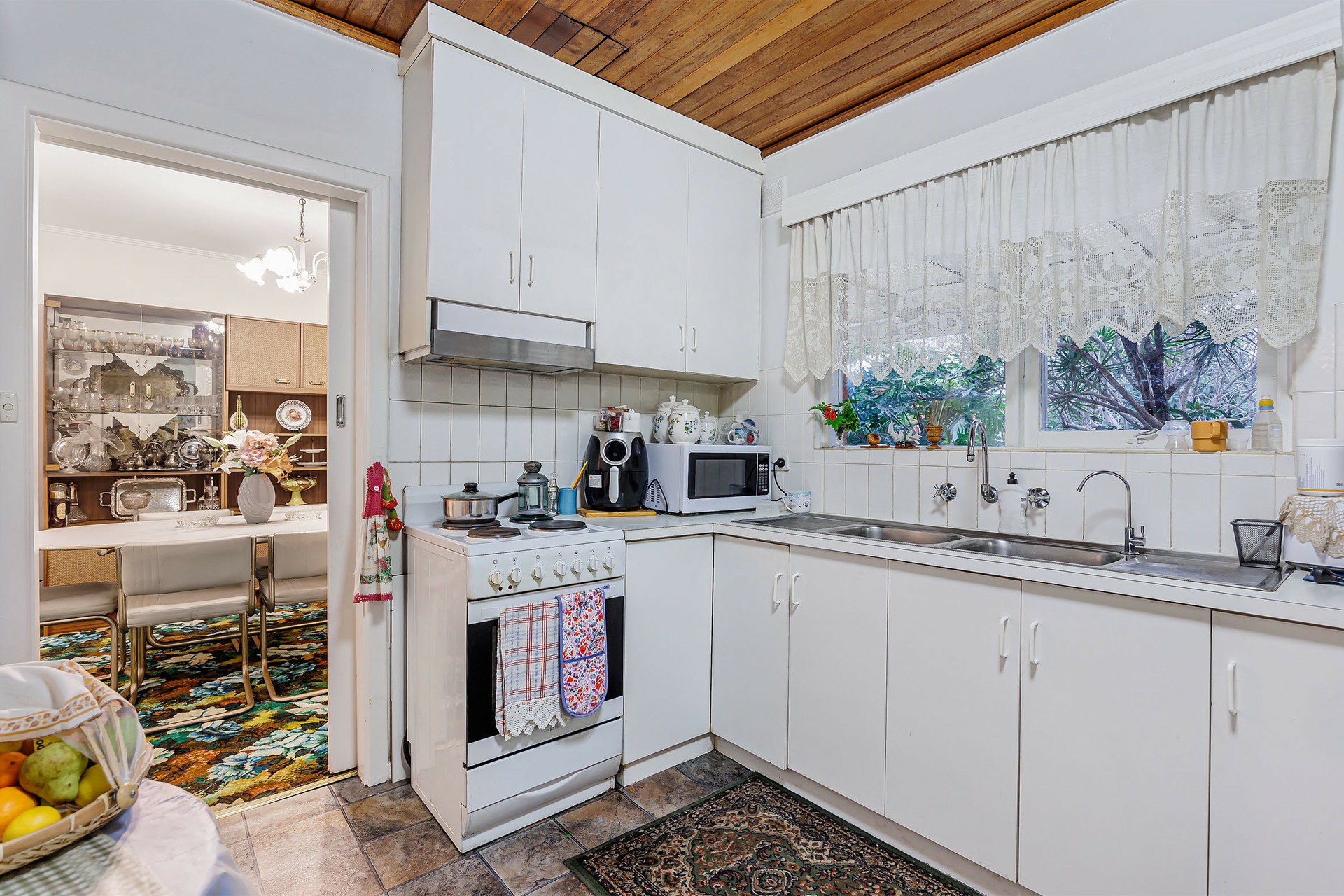 36 Western Parade, BROOKLYN PARK