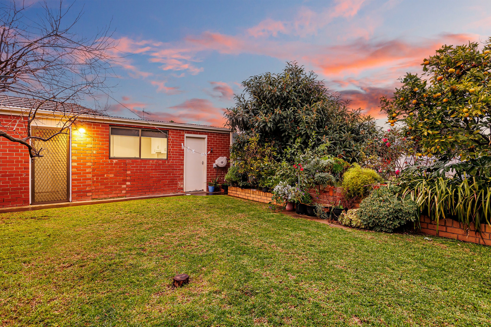 36 Western Parade, BROOKLYN PARK
