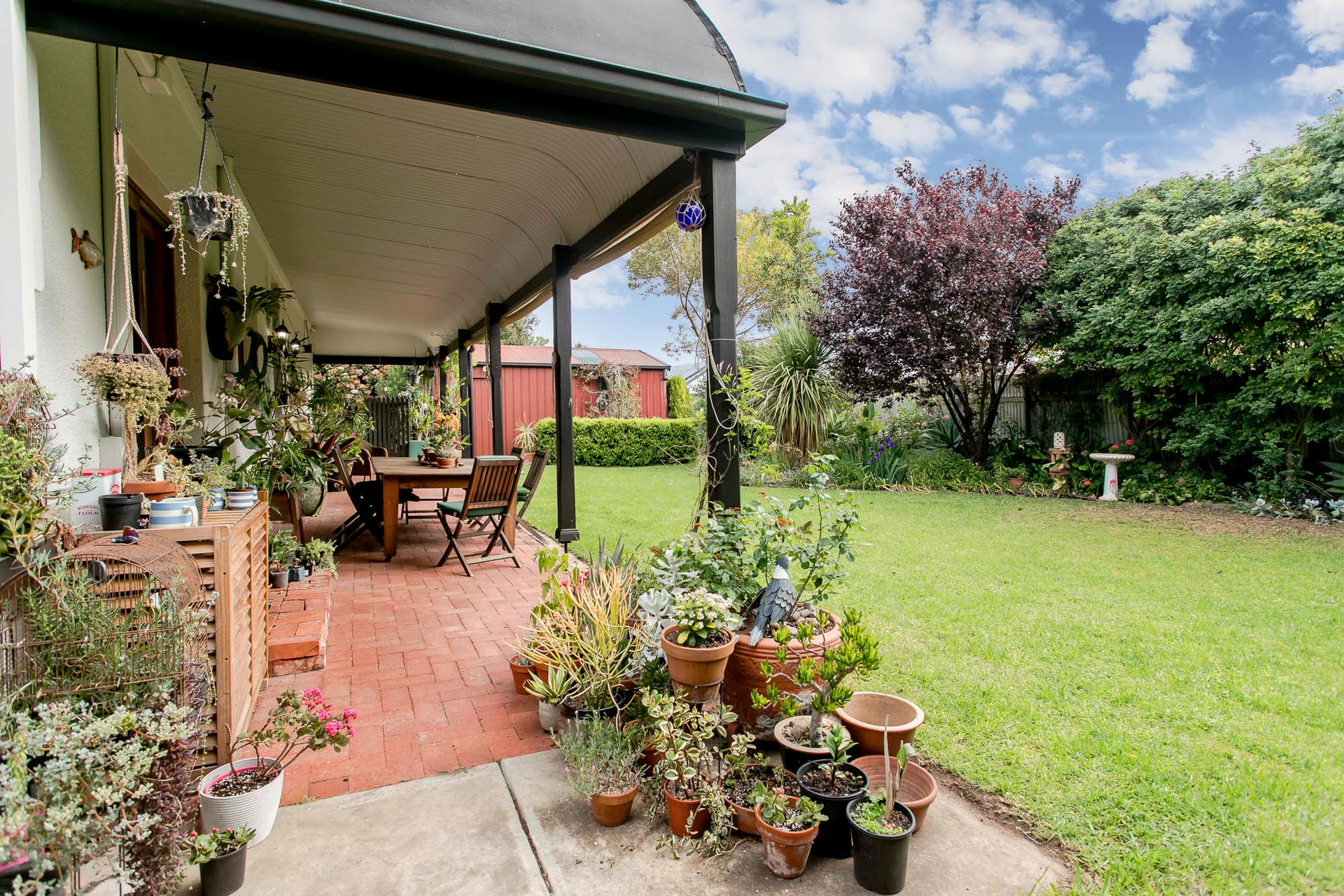 36 Henley Street, MILE END
