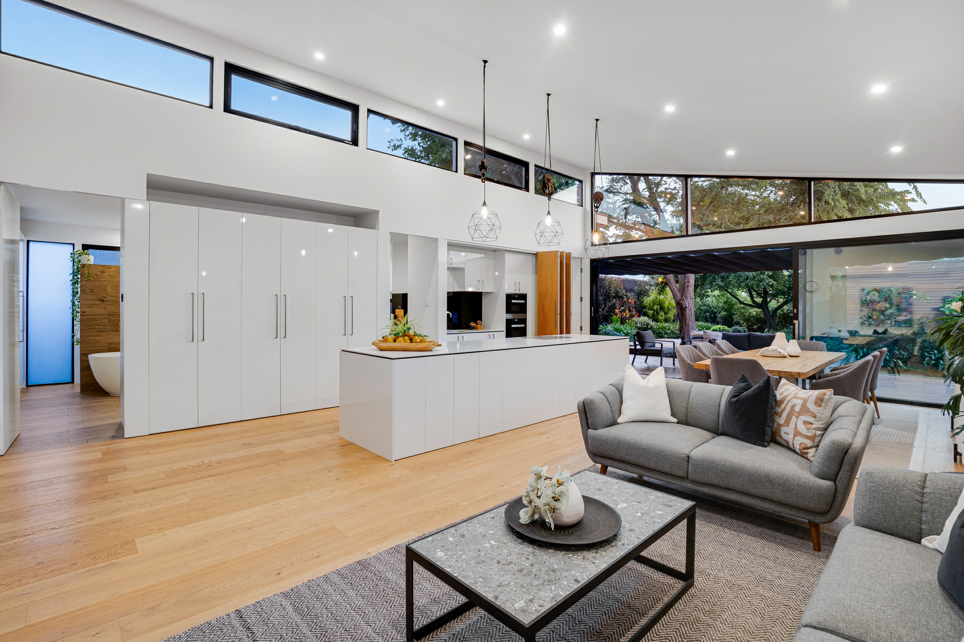 10 Henry Street, CROYDON