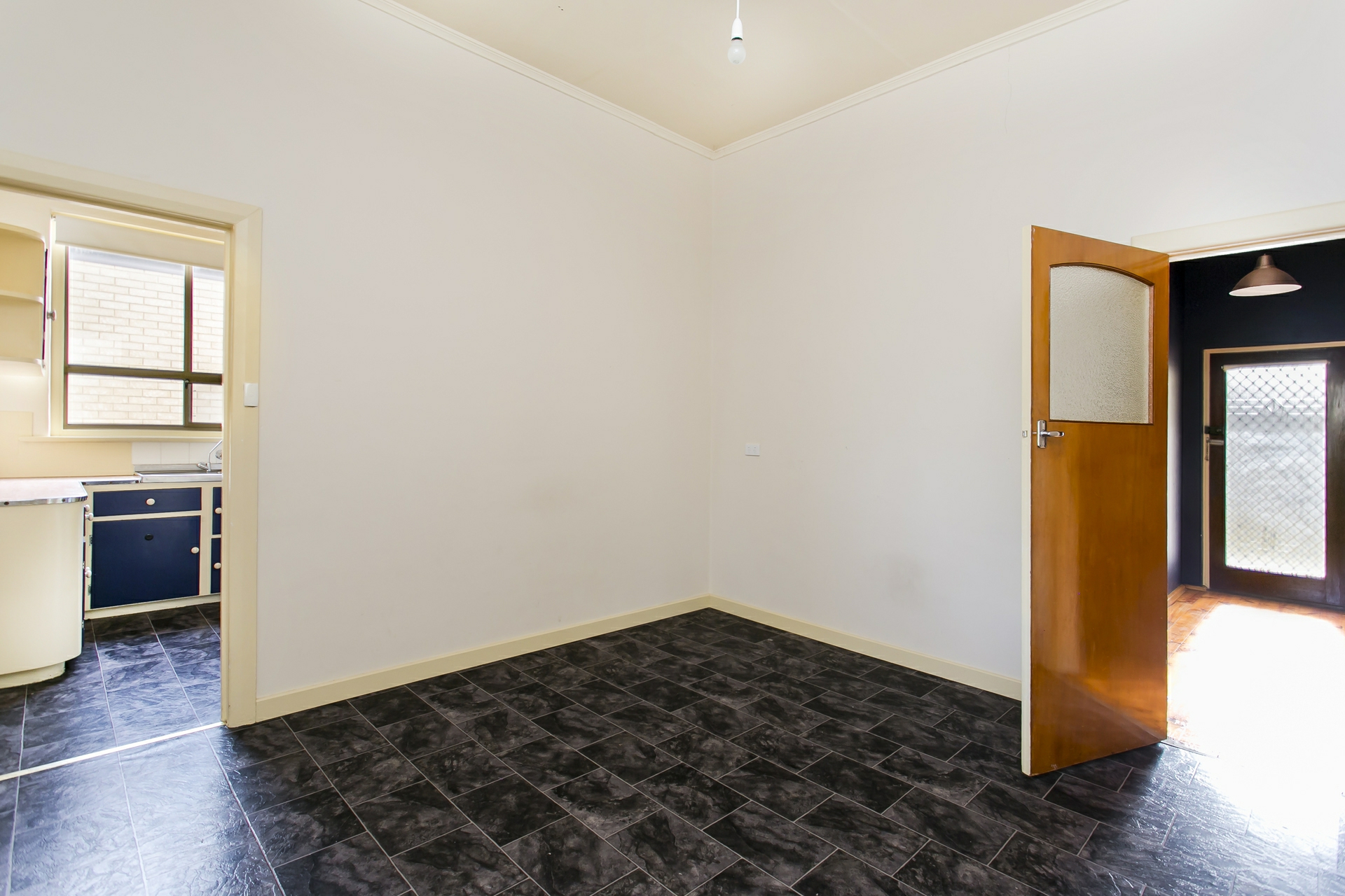 12 Swansea Street, LARGS NORTH