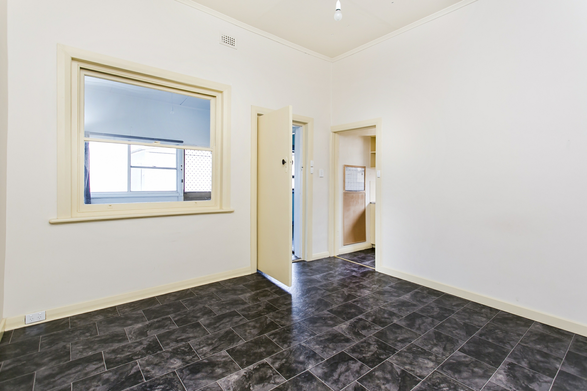 12 Swansea Street, LARGS NORTH