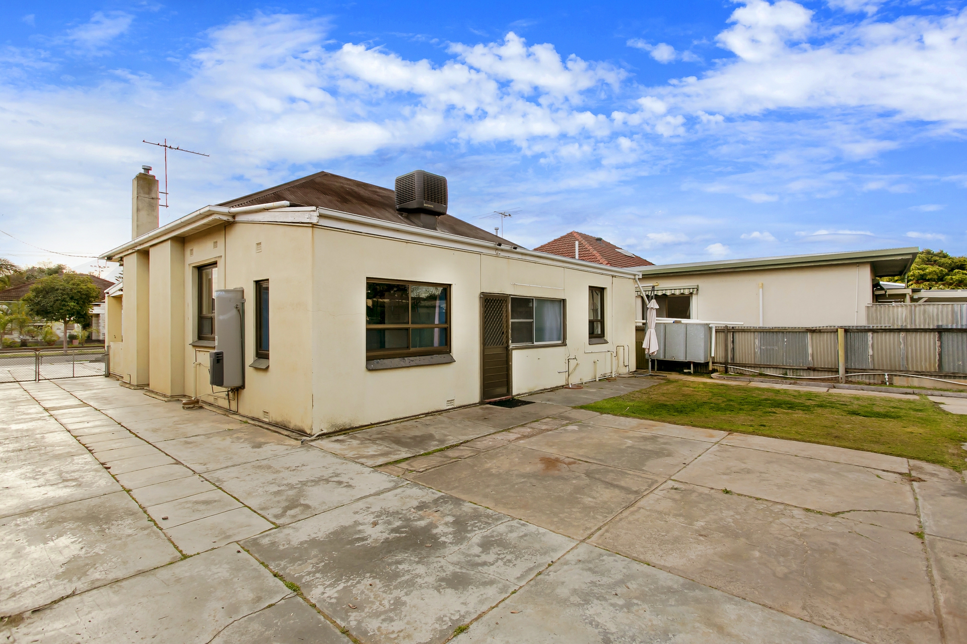 12 Swansea Street, LARGS NORTH