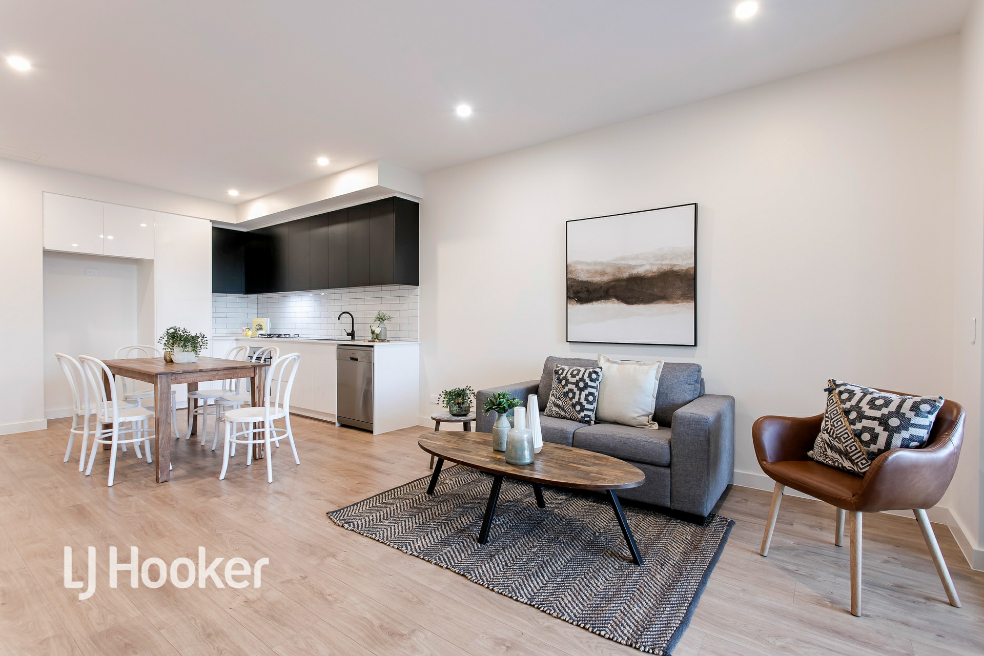 12/2 Rankine Road, TORRENSVILLE
