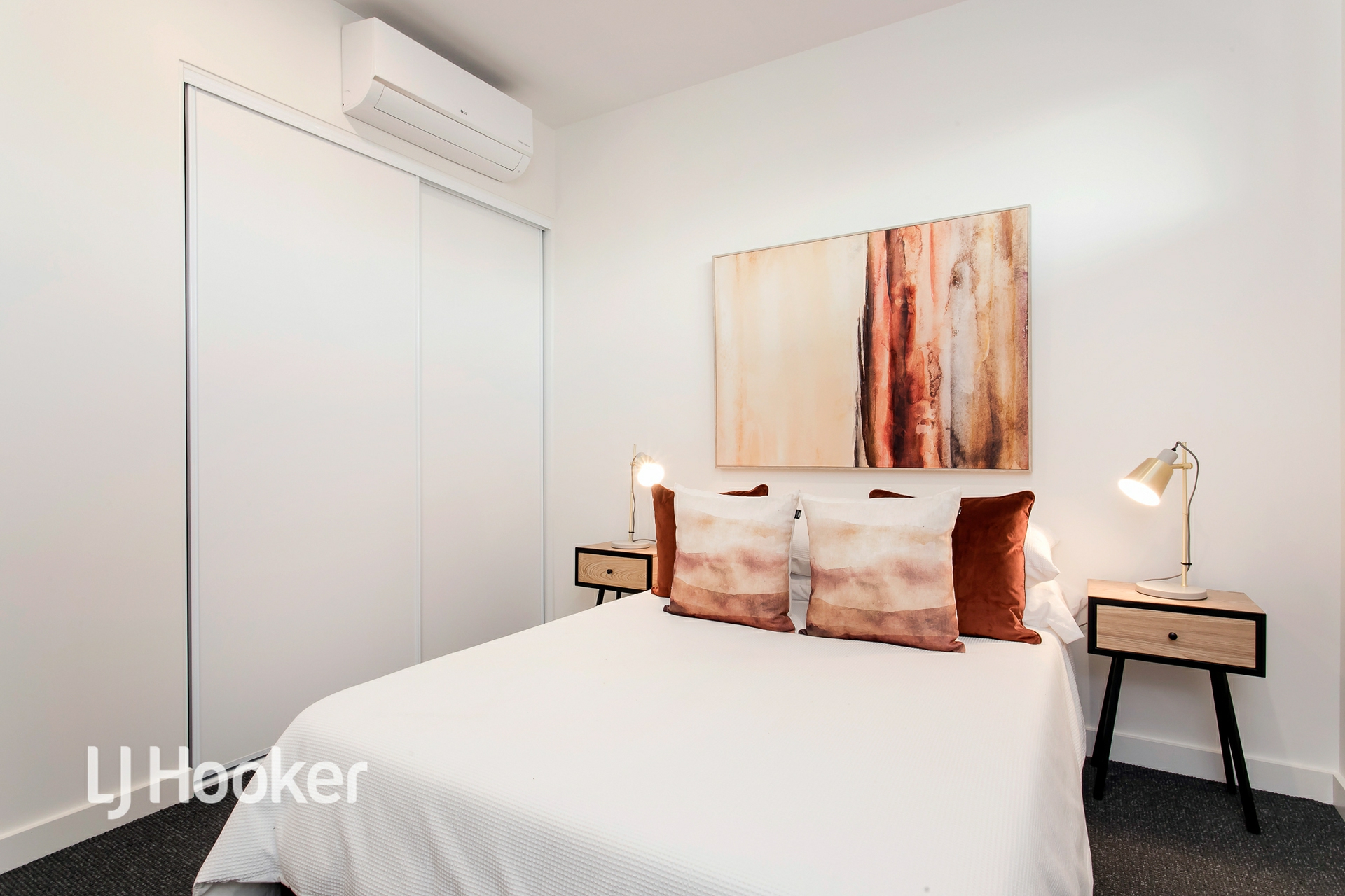 12/2 Rankine Road, TORRENSVILLE