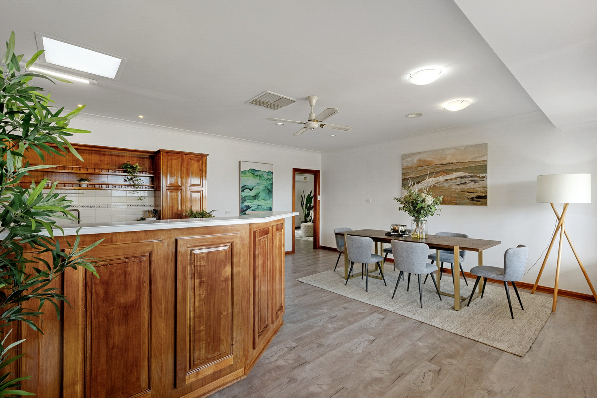 8 Knight Avenue, WINDSOR GARDENS