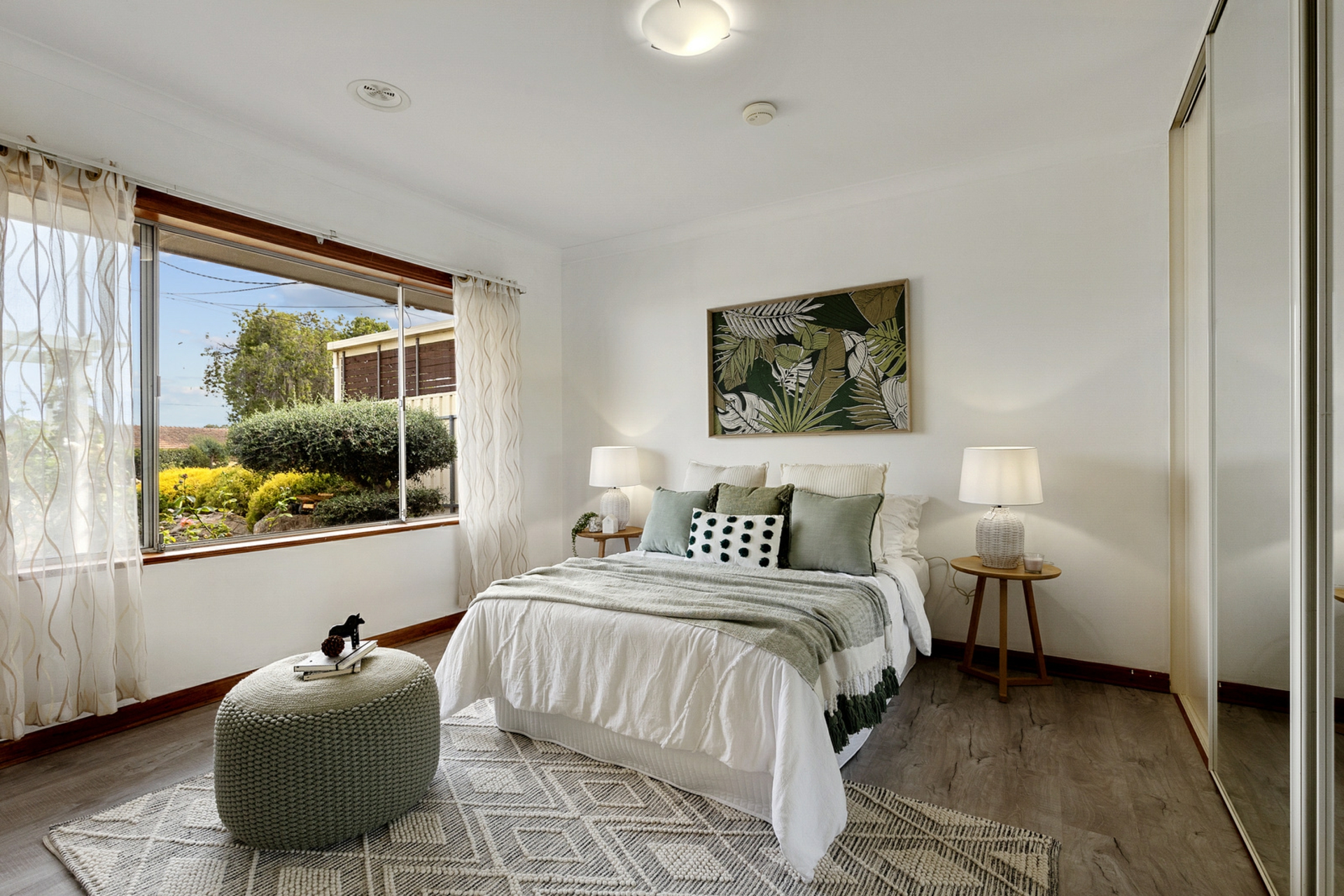 8 Knight Avenue, WINDSOR GARDENS
