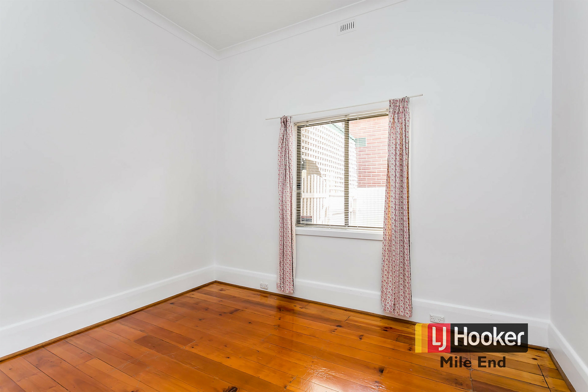 38A Tarragon Street, MILE END