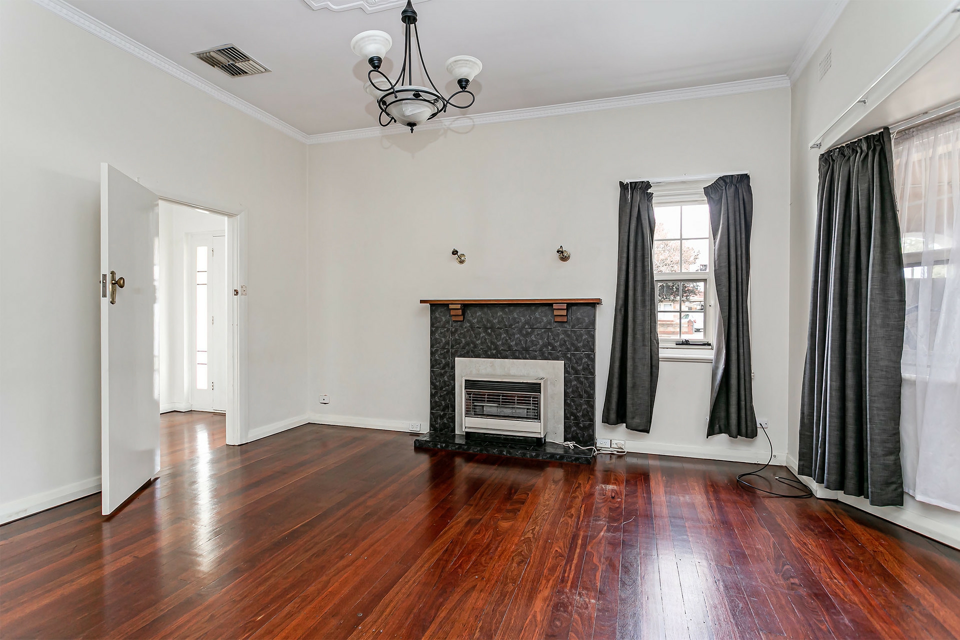 1 Hinton Street, UNDERDALE