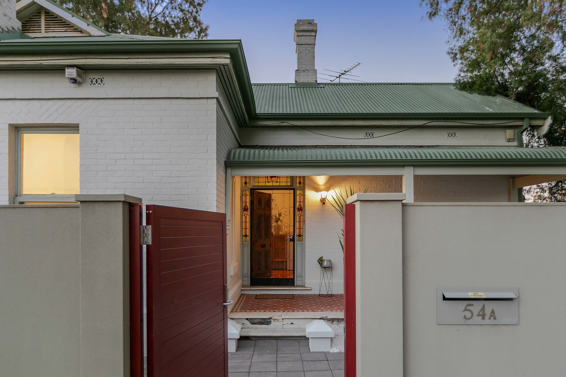2/54A Braund Road, PROSPECT