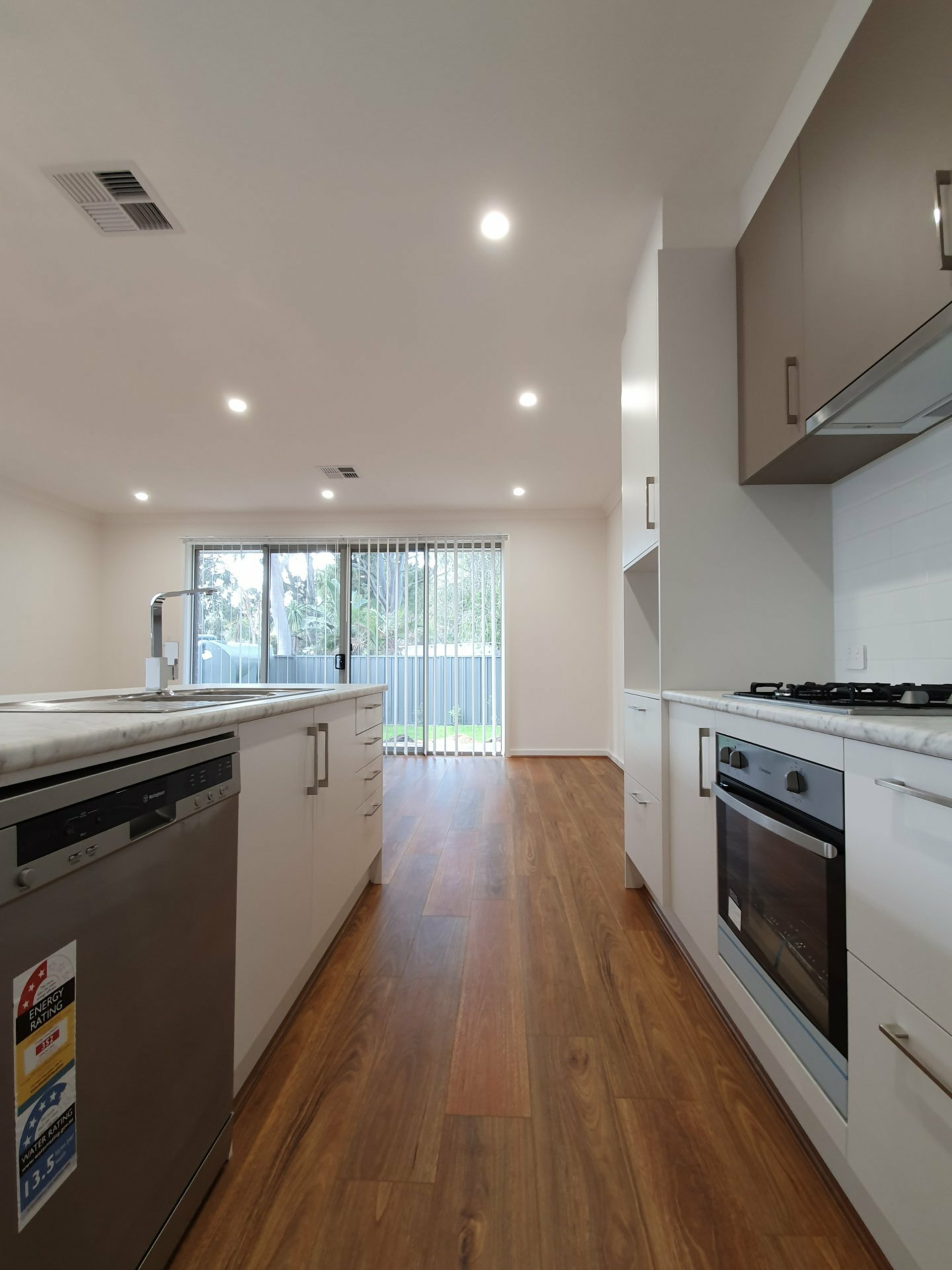 40 Deering Crescent, BANKSIA PARK